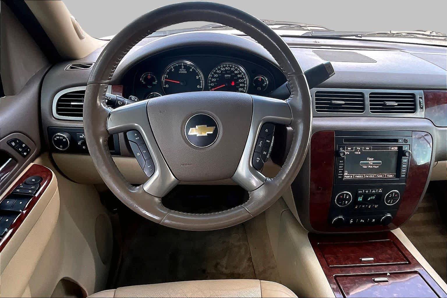 Used 2011 Chevrolet Tahoe LTZ RWD image 5