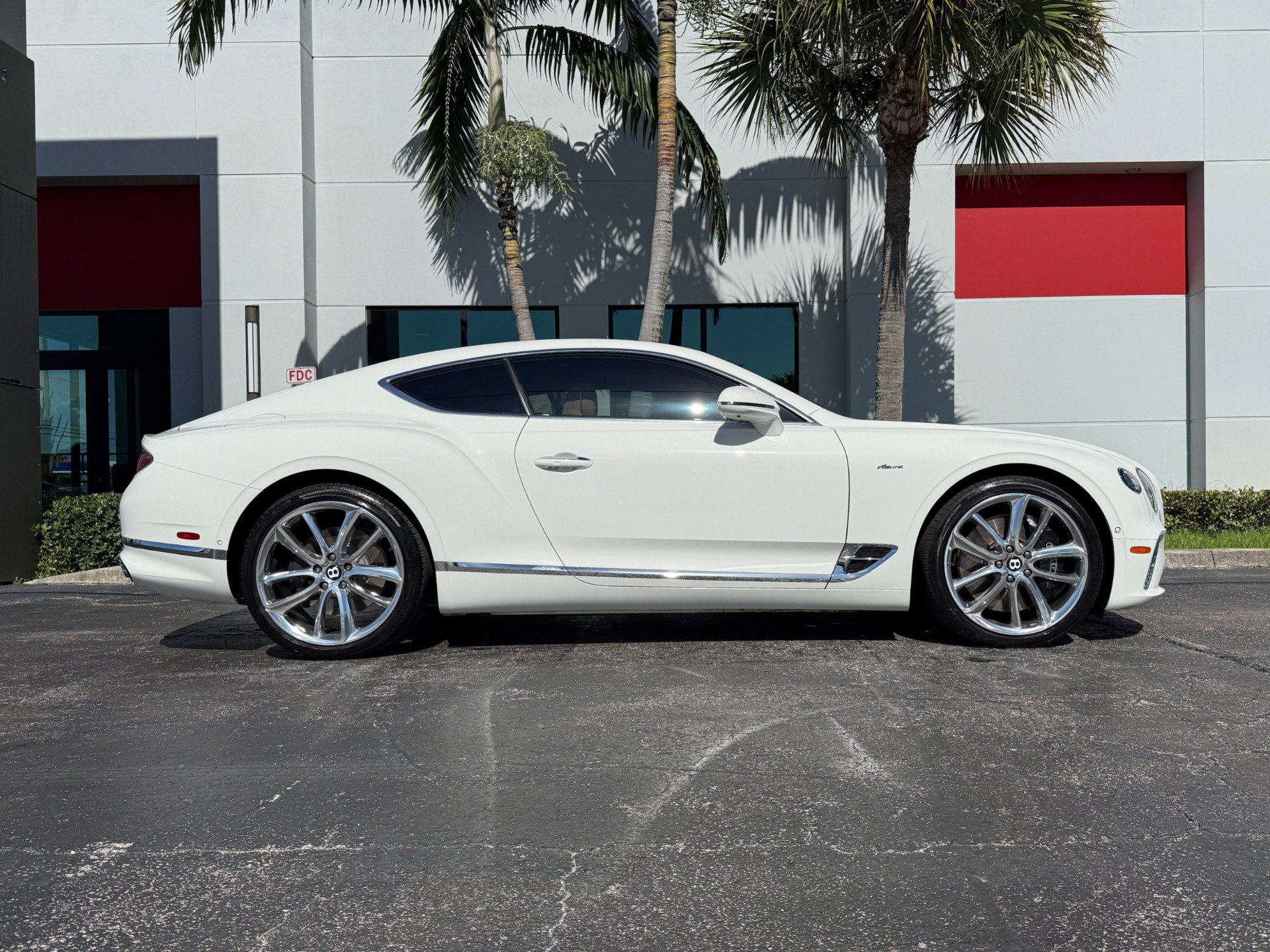 Used 2023 Bentley Continental GT Azure AWD/4WD image 37