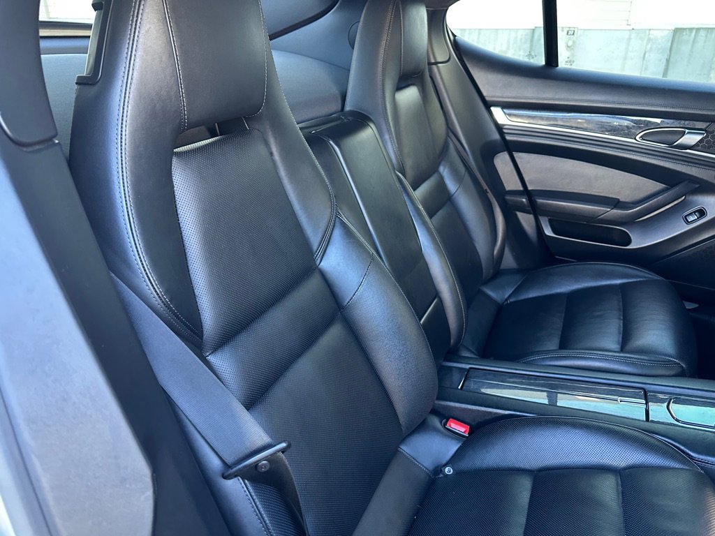 Used 2013 Porsche Panamera GTS image 25