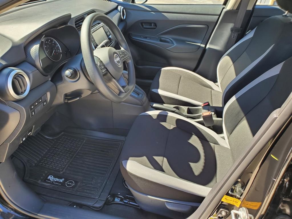Certified 2025 Nissan Versa S w/ Trunk Package image 16