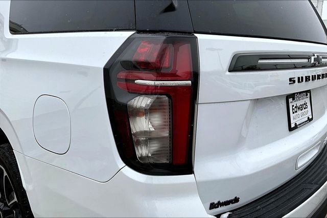 Used 2022 Chevrolet Suburban RST w/ Luxury Package image 23