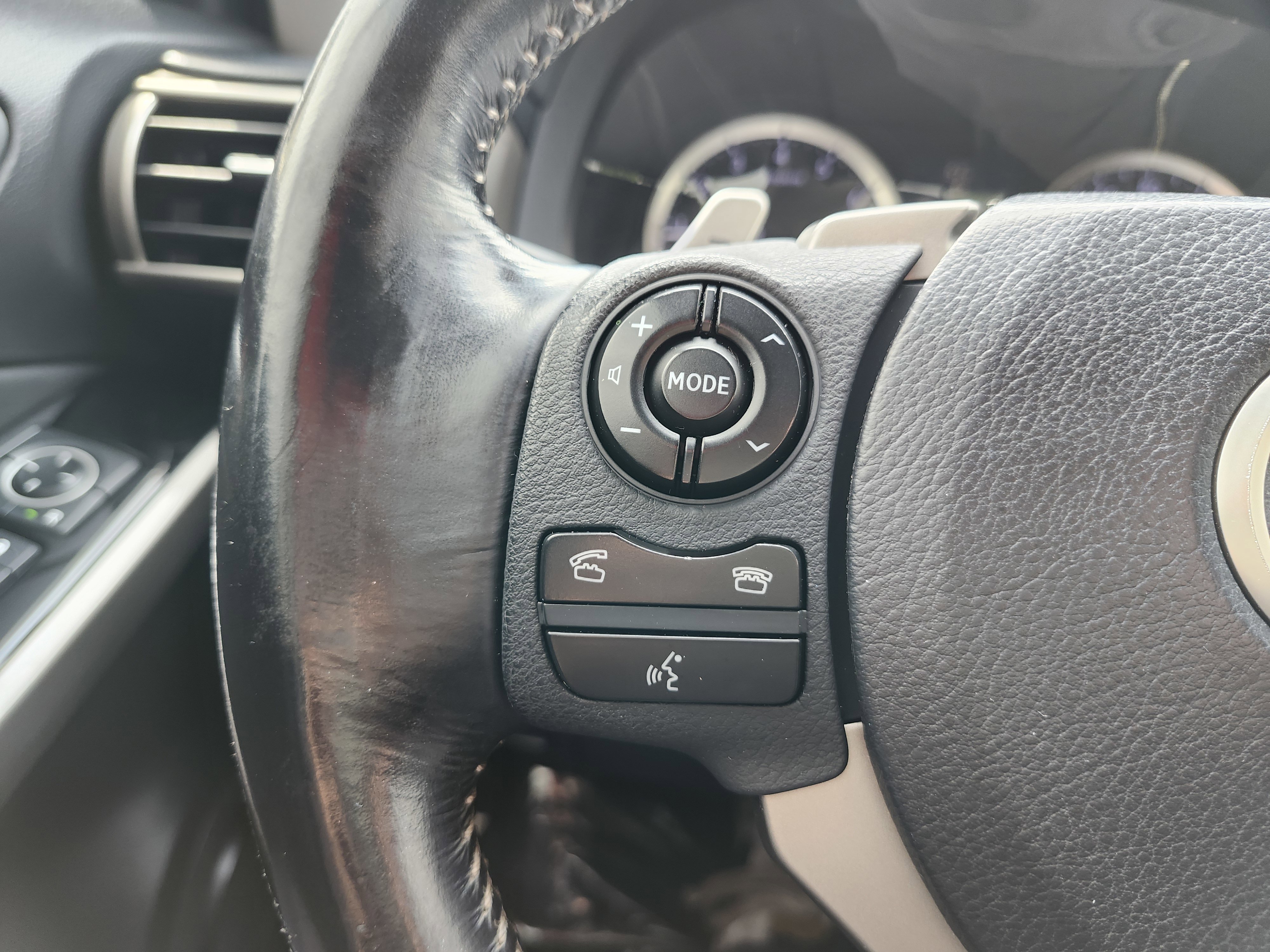Used 2015 Lexus IS 250 AWD w/ Navigation System Package image 36