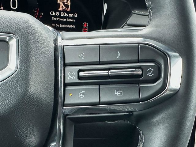 Used 2025 GMC Acadia Elevation image 10