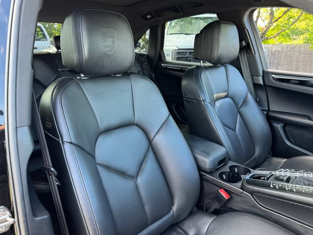 Used 2021 Porsche Macan AWD/4WD image 19