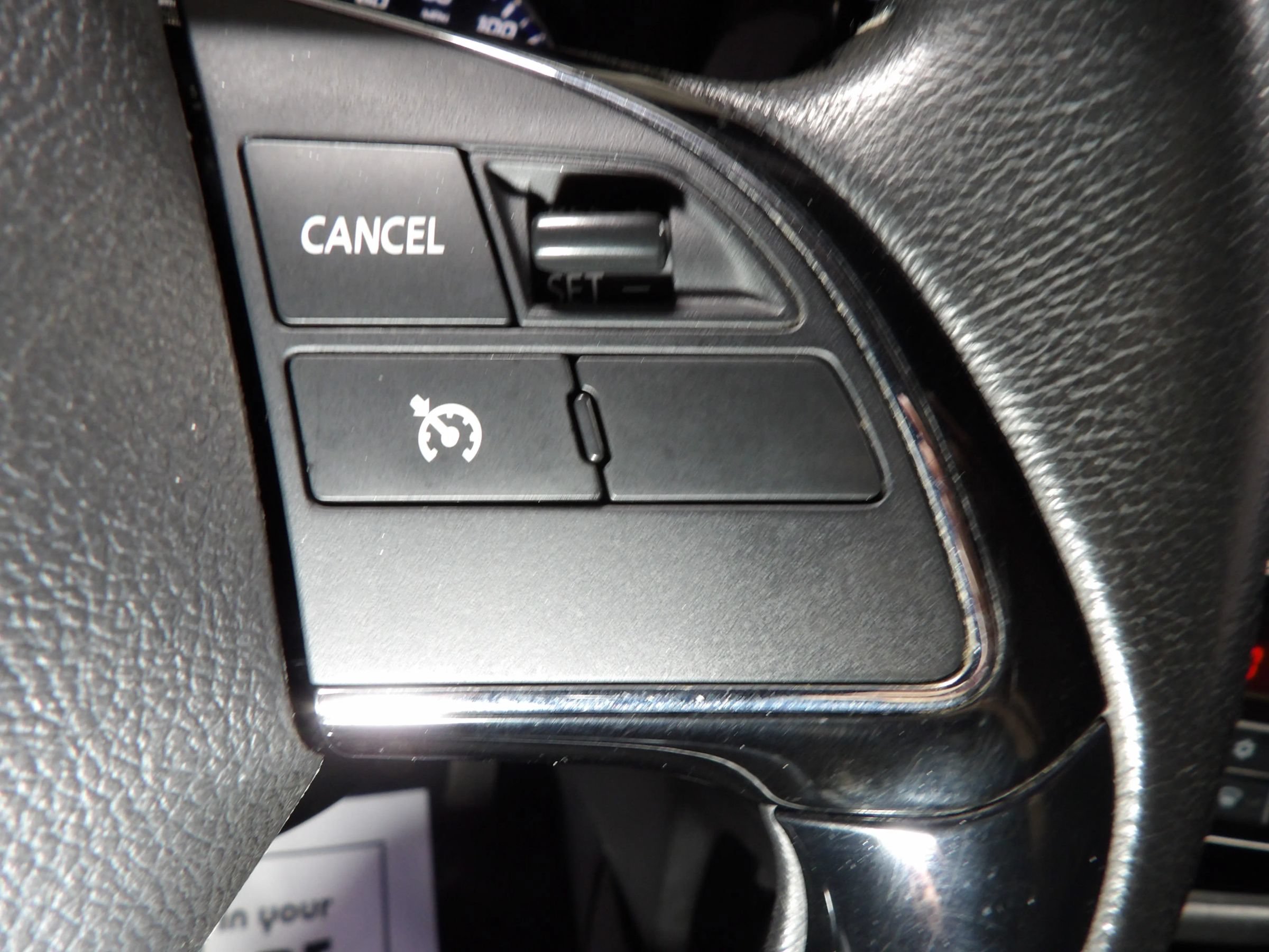 Used 2019 Mitsubishi Outlander SEL AWD/4WD image 19