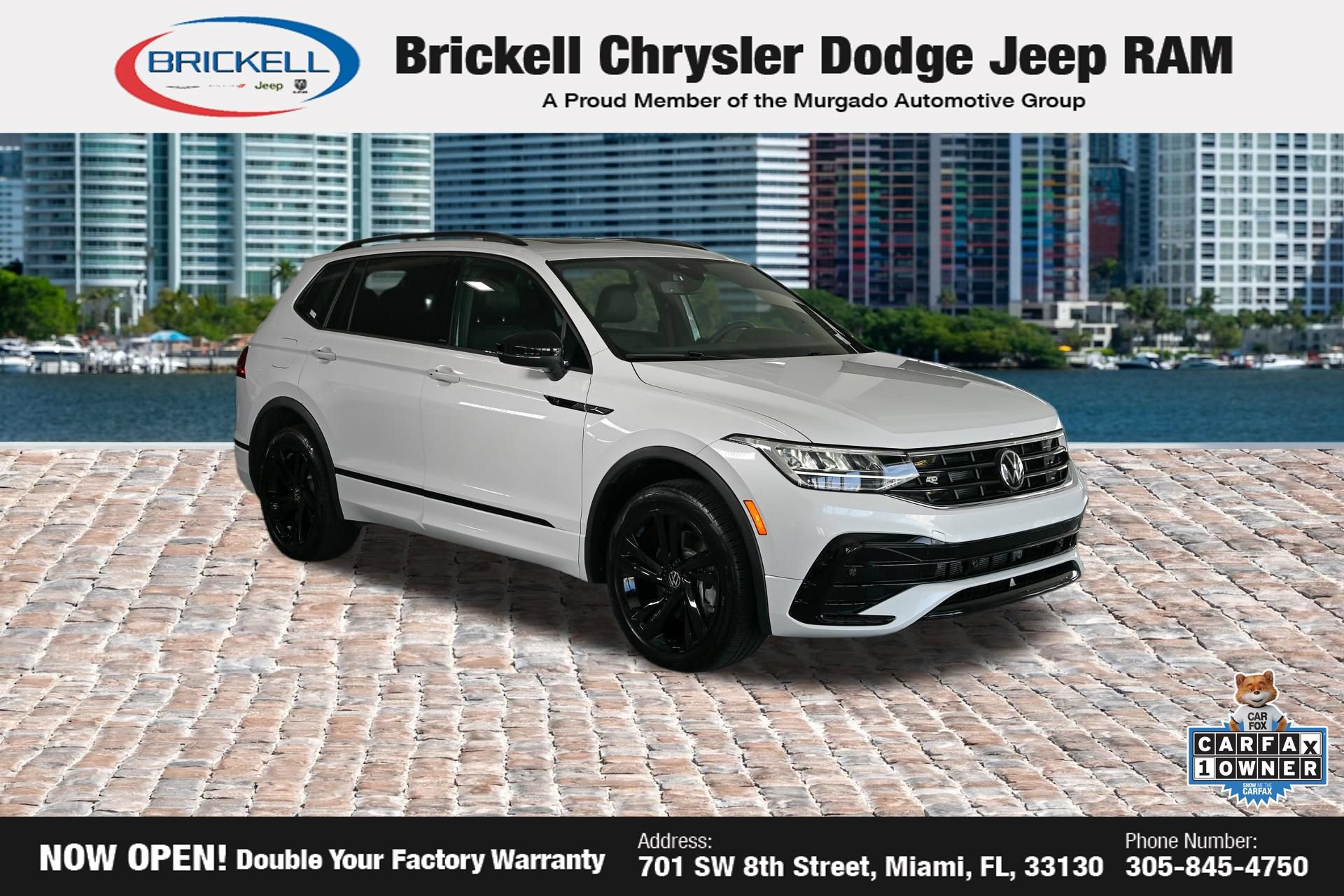 Used 2024 Volkswagen Tiguan SE R-Line FWD image 1
