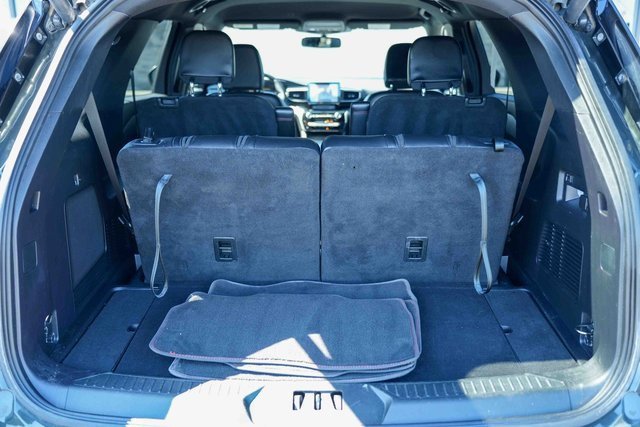 Used 2022 Ford Explorer ST-Line image 11