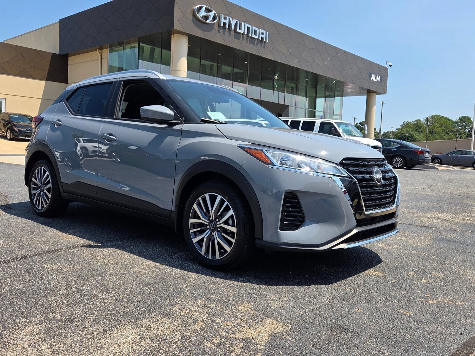 Used 2024 Nissan Kicks SV