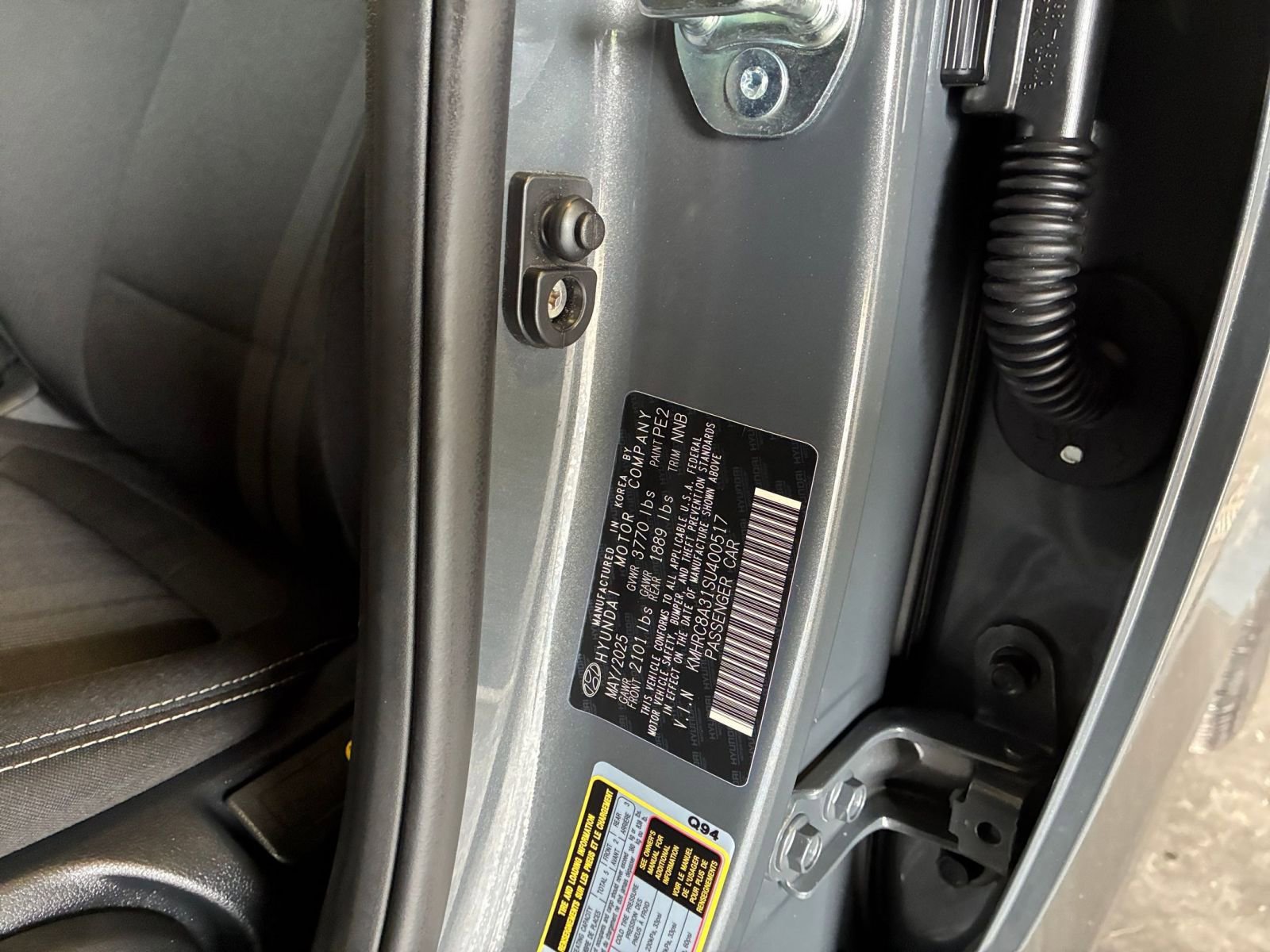 Used 2025 Hyundai Venue SEL image 30