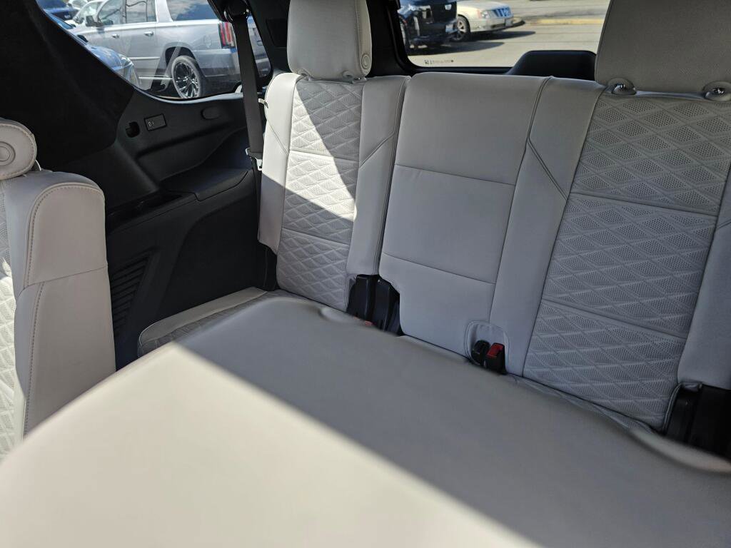 Certified 2025 Cadillac Escalade V image 22