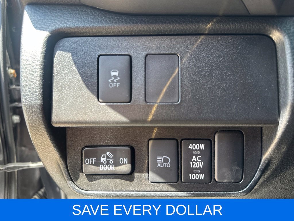 Used 2021 Toyota Tacoma TRD Sport w/ Technology Package RWD image 11