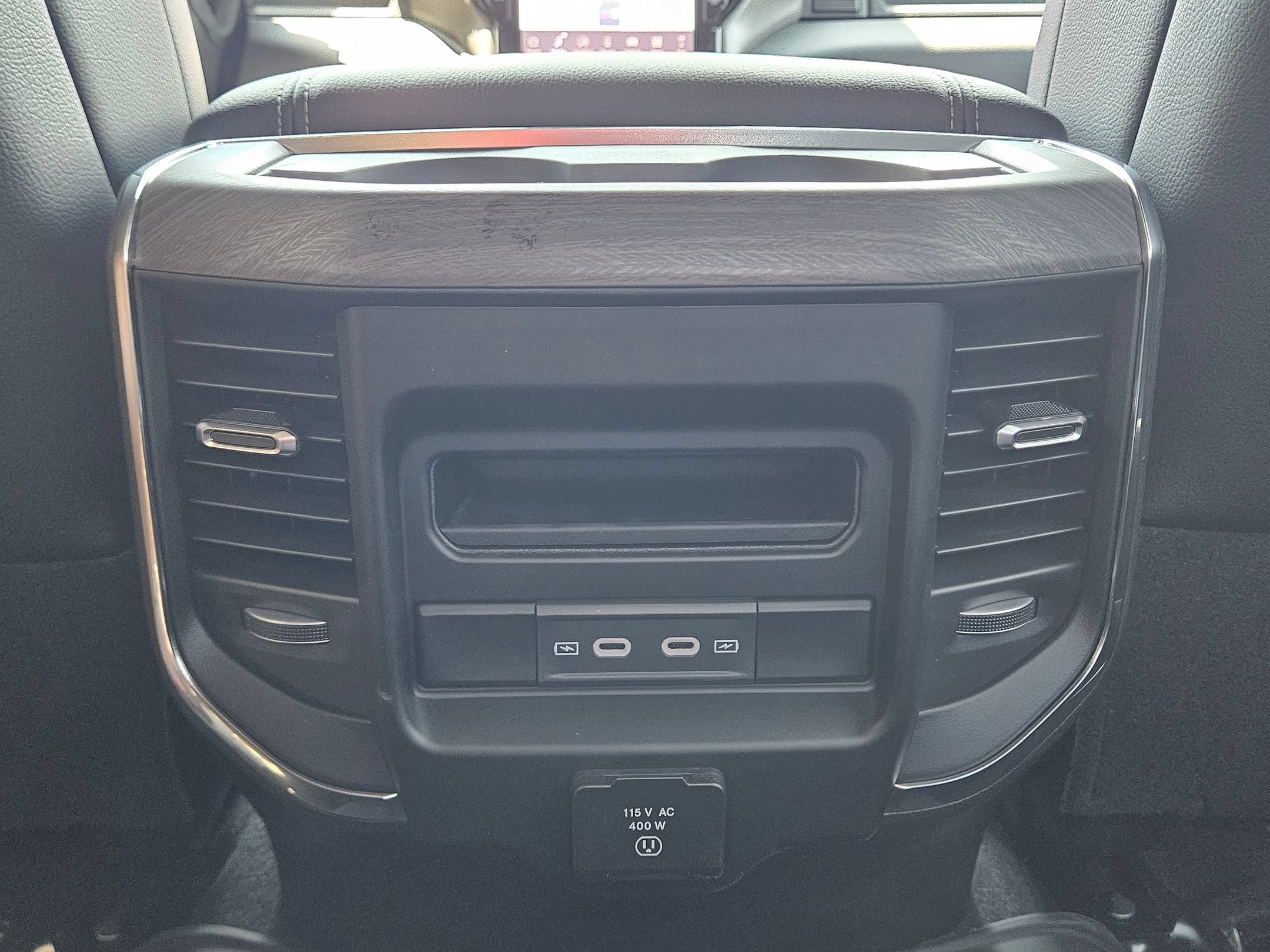 New 2026 RAM 2500 Laramie w/ Sport Appearance Package AWD/4WD image 23