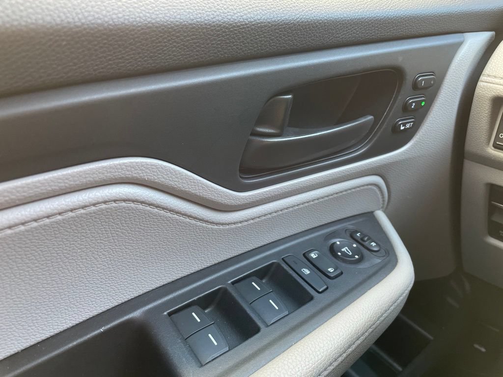 Used 2020 Honda Odyssey EX-L image 11