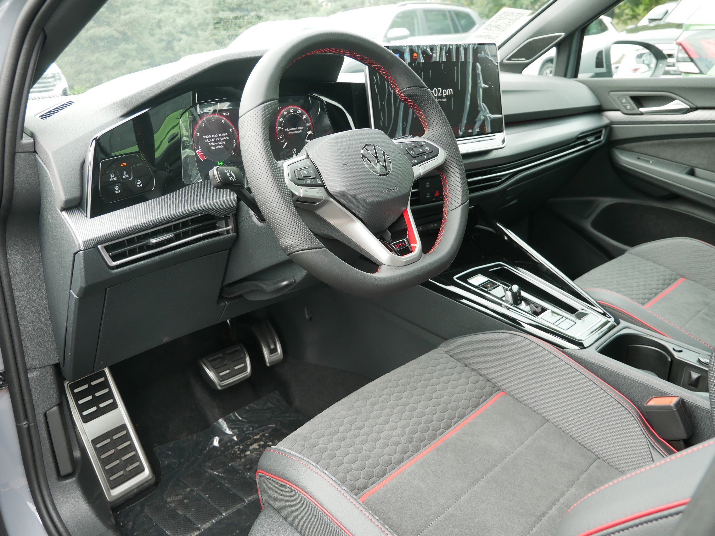 New 2025 Volkswagen GTI SE FWD image 7