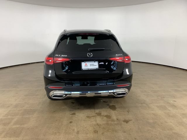 Used 2025 Mercedes-Benz GLC 300 4MATIC image 10