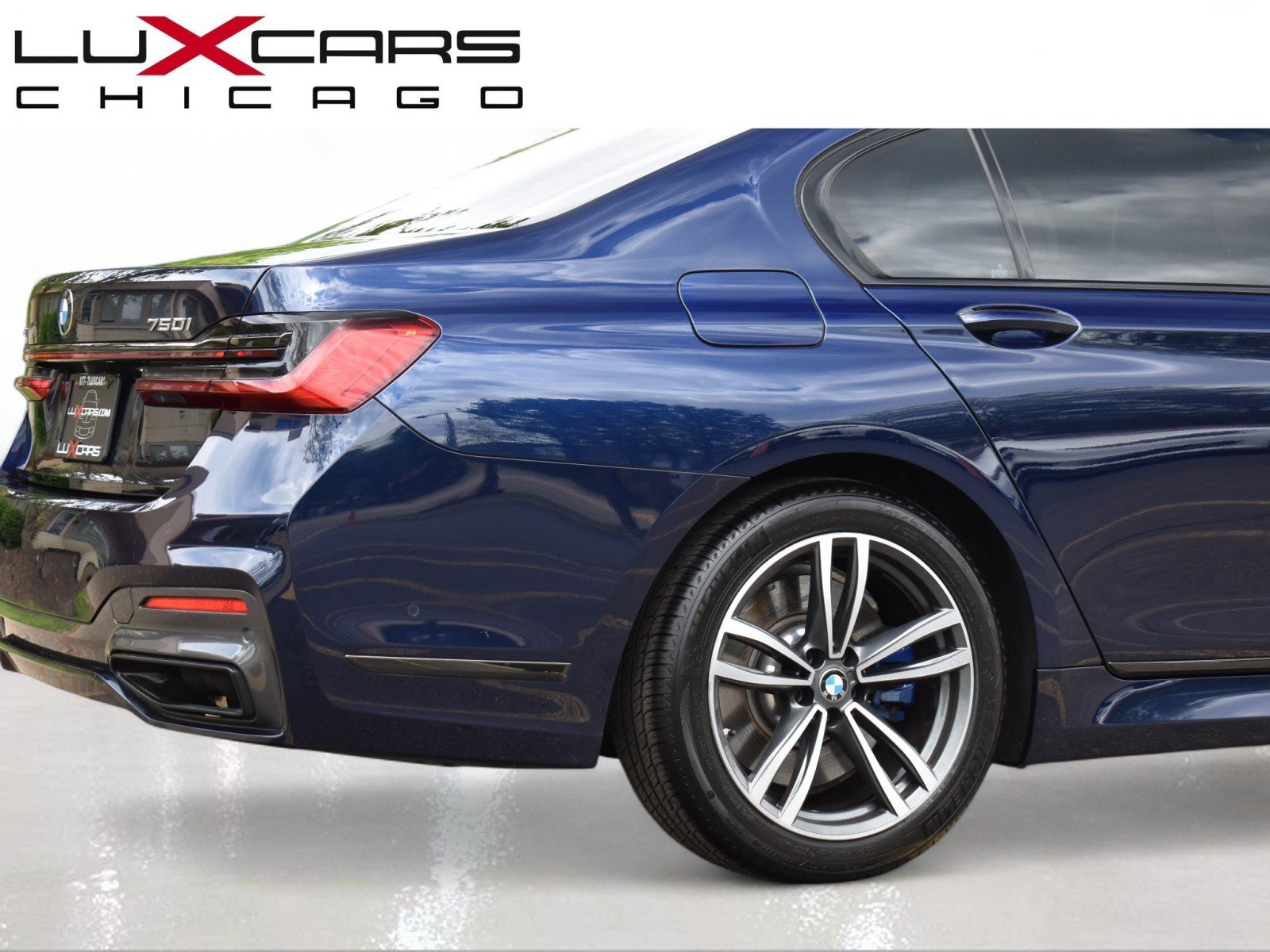 Used 2022 BMW 750i xDrive w/ Luxury Rear Seating Package AWD/4WD image 8