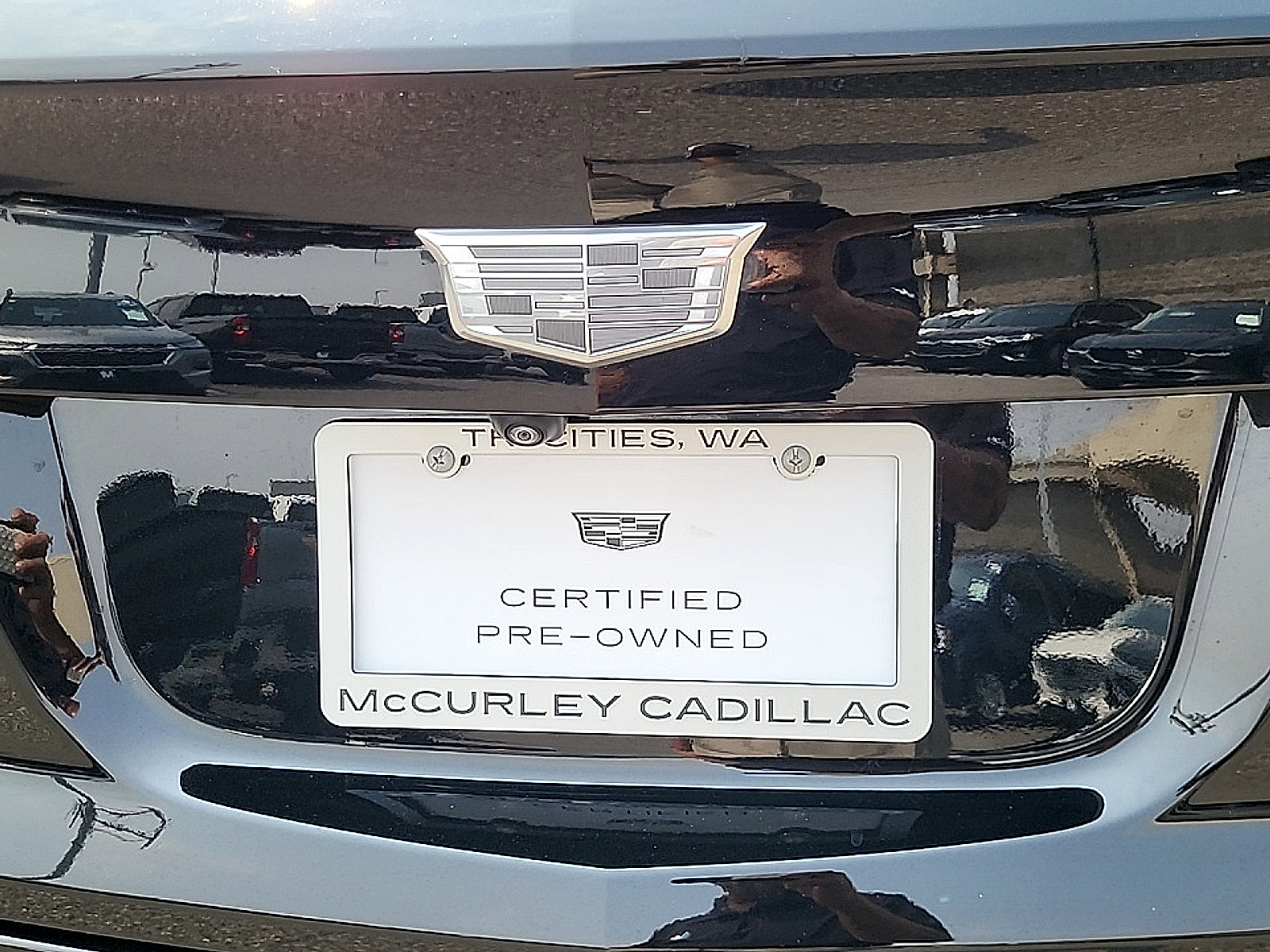 Certified 2024 Cadillac XT4 Sport w/ Technology Package AWD/4WD image 30