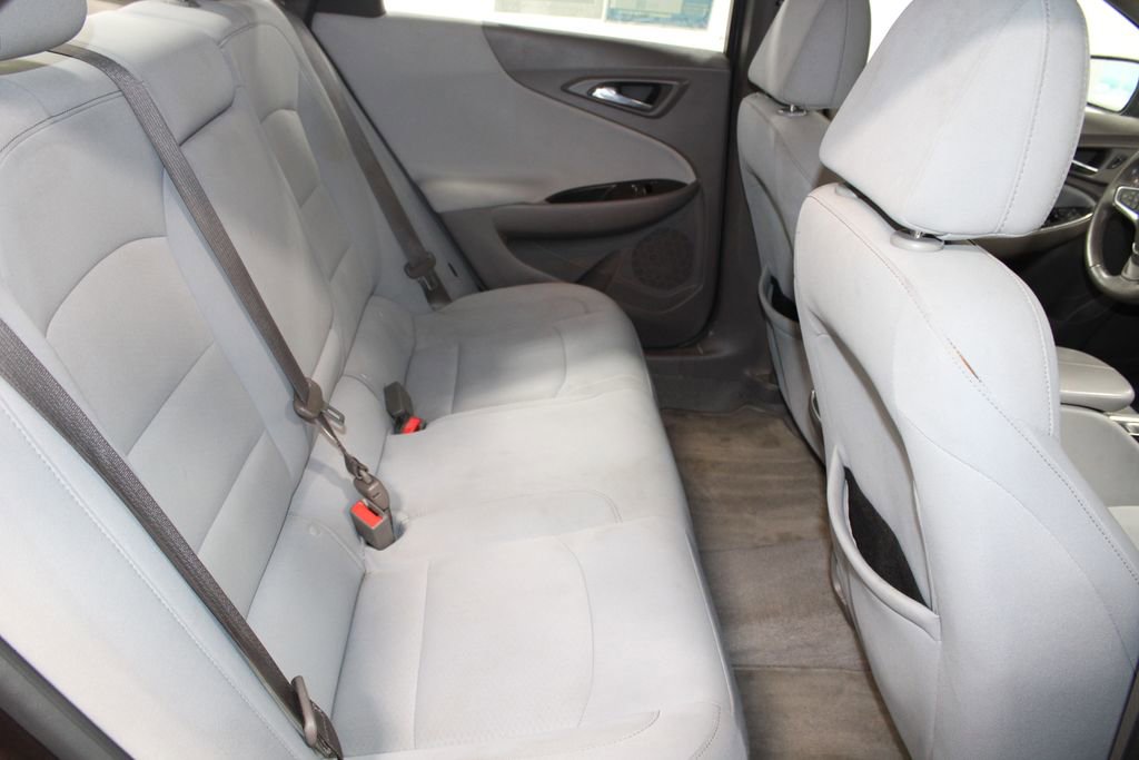Used 2016 Chevrolet Malibu LT FWD image 26