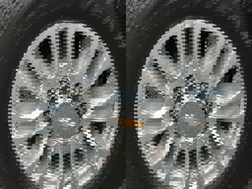 Used 2022 Chevrolet Silverado 2500 High Country w/ Safety Package II image 13