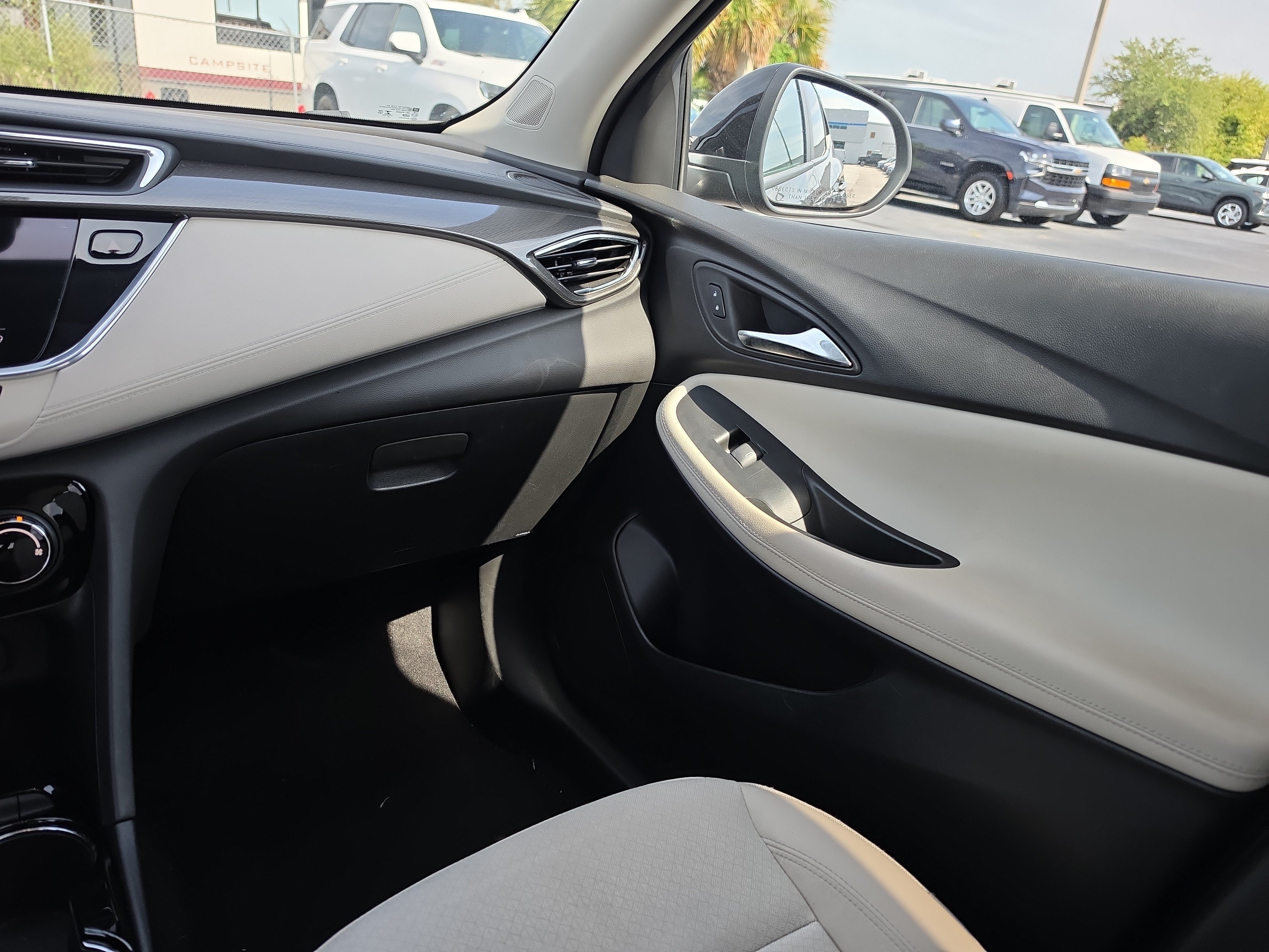 Certified 2023 Buick Encore GX Preferred w/ Cold Weather Comfort Package FWD image 9