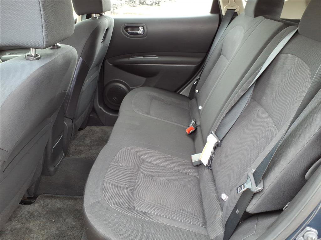 Used 2015 Nissan Rogue S w/ Convenience Package image 12