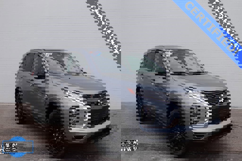 Used 2025 Mitsubishi Outlander Sport LE image 1