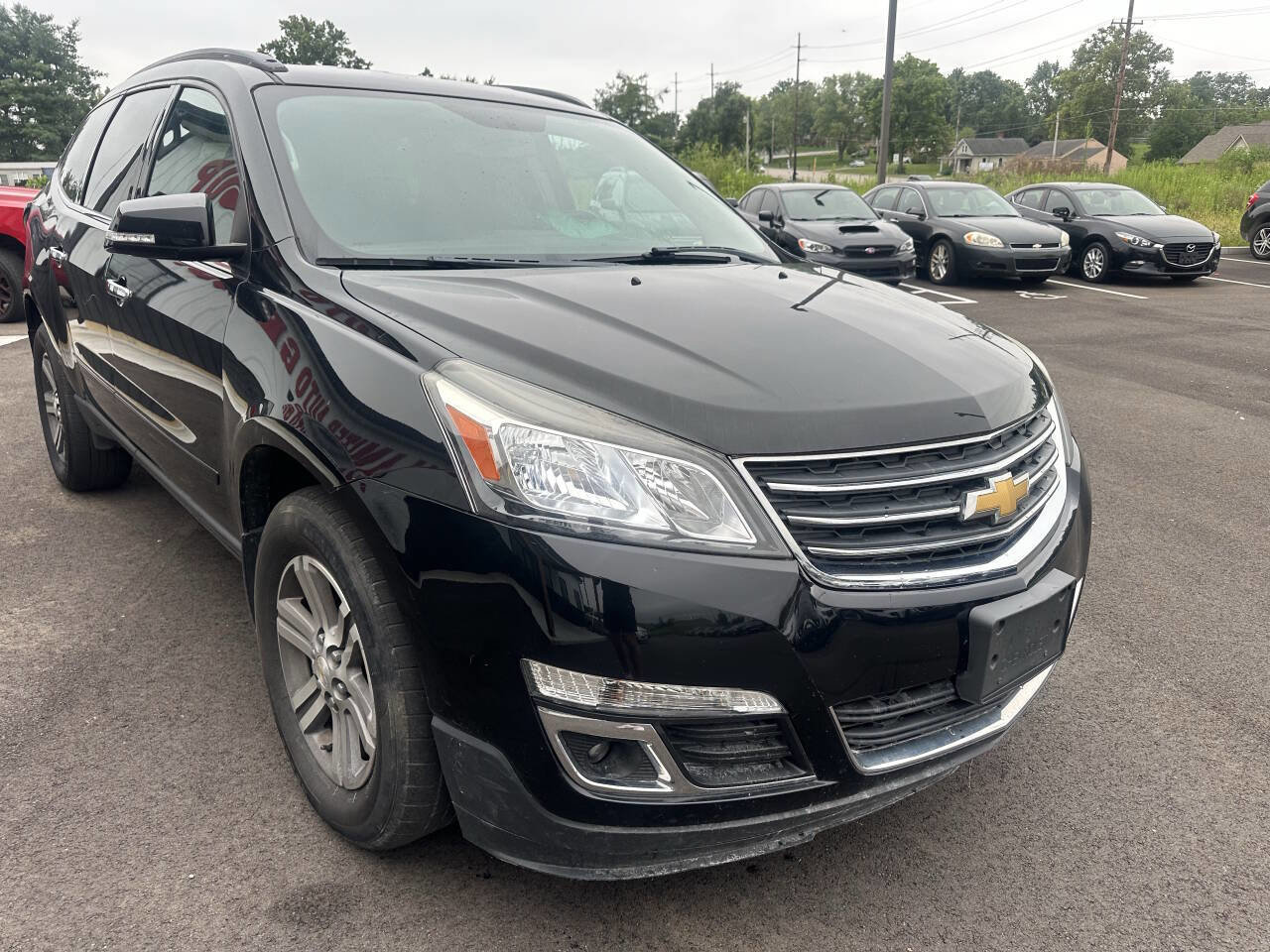 Used 2017 Chevrolet Traverse LT image 4