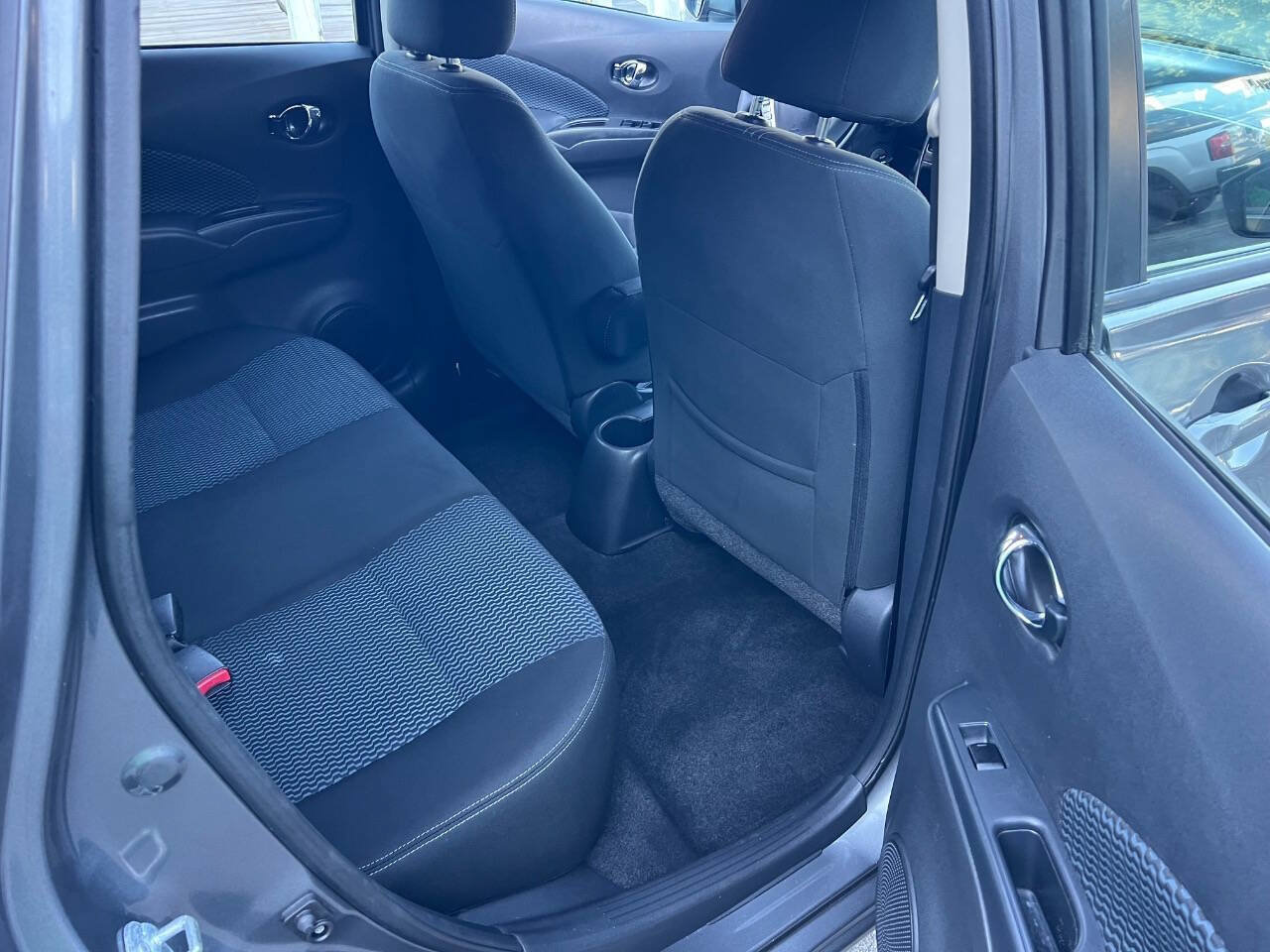 Used 2017 Nissan Versa Note SV FWD image 14
