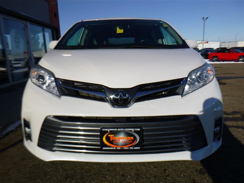 Used 2020 Toyota Sienna XLE Premium AWD/4WD image 24