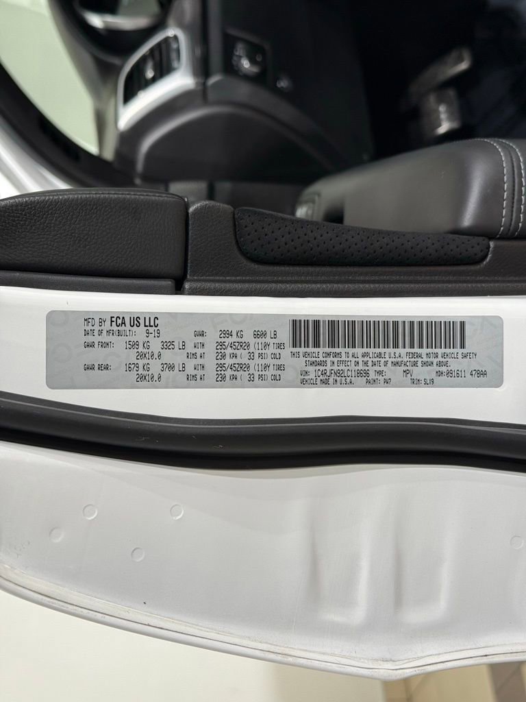 Used 2020 Jeep Grand Cherokee Trackhawk image 32