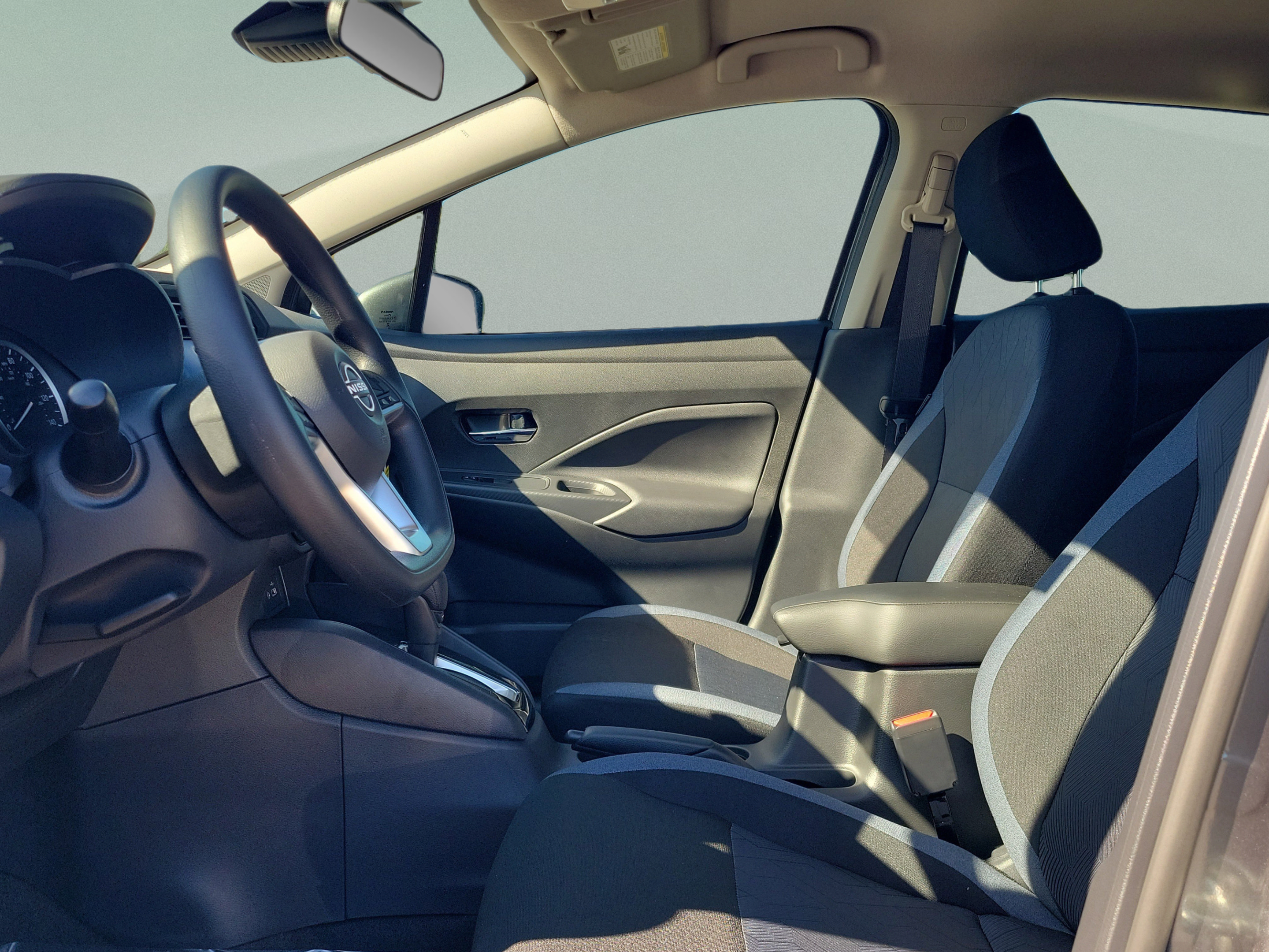 Certified 2025 Nissan Versa SV w/ Trunk Package FWD image 21
