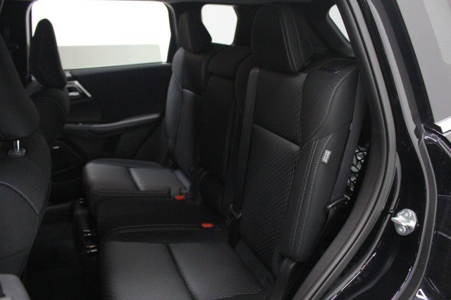 New 2026 Mitsubishi Outlander ES FWD image 25