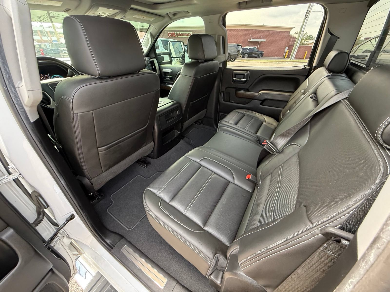 Used 2019 GMC Sierra 2500 Denali w/ Duramax Plus Package AWD/4WD image 24