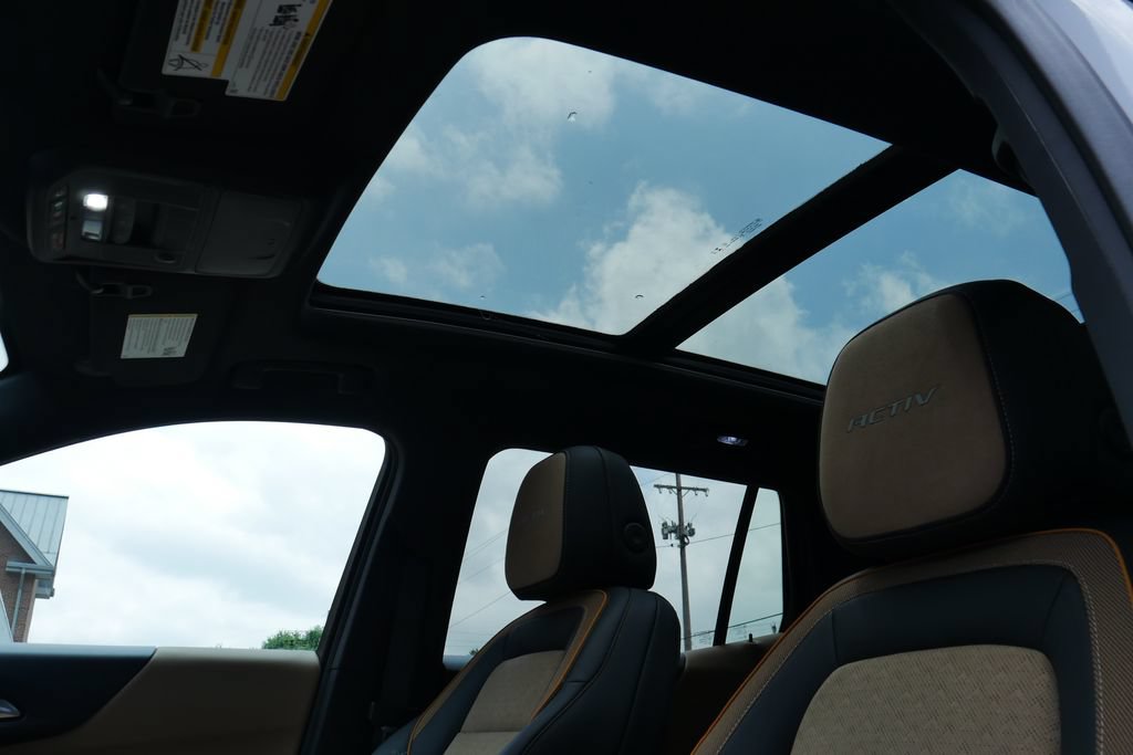 New 2027 Chevrolet Equinox ACTIV w/ Safety and Technology Package AWD/4WD image 39