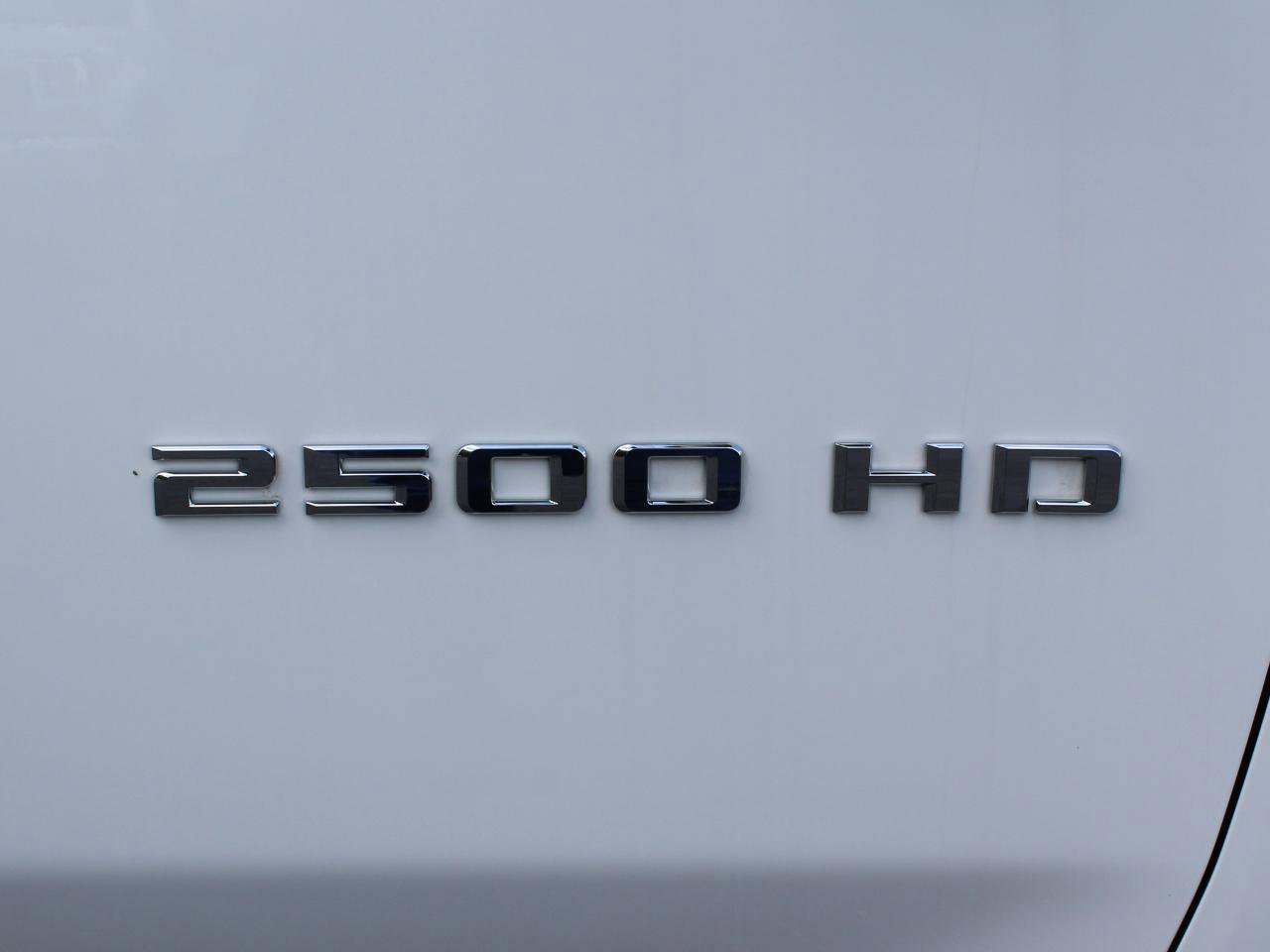 Used 2024 Chevrolet Silverado 2500 LT w/ Safety Package image 45