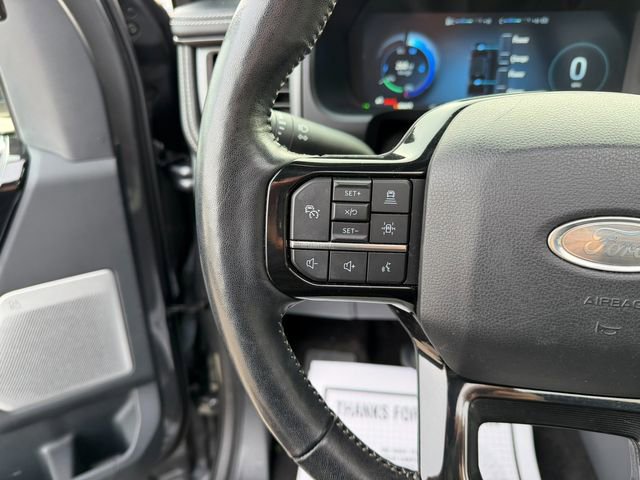 Used 2022 Ford F150 Lightning Platinum image 44