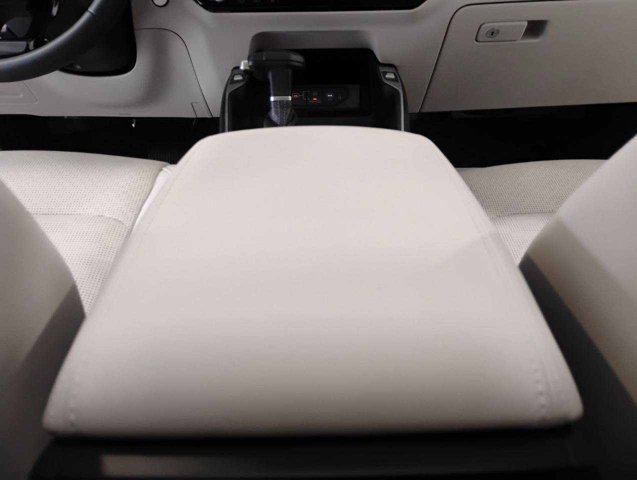 Used 2025 Kia Sorento S w/ Panoramic Sunroof Package FWD image 72