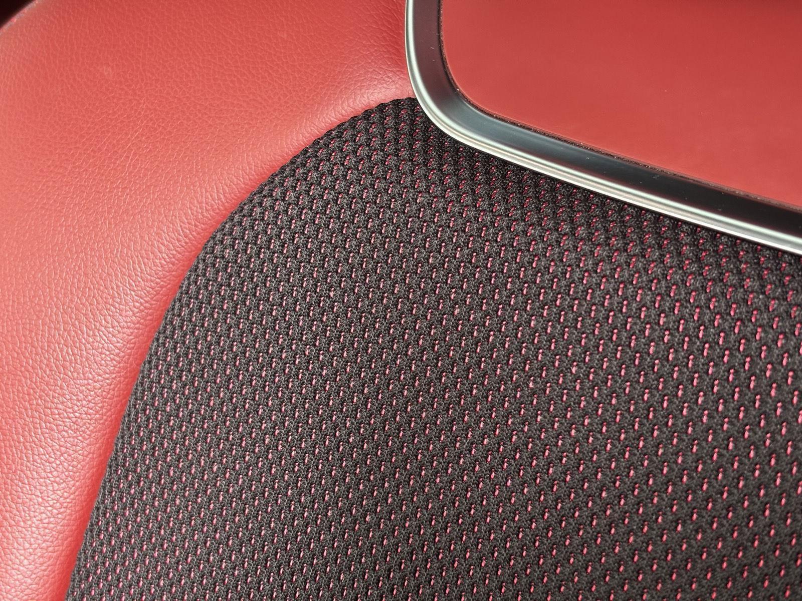 Used 2023 Genesis GV70 2.5T w/ Sport Prestige Package image 11