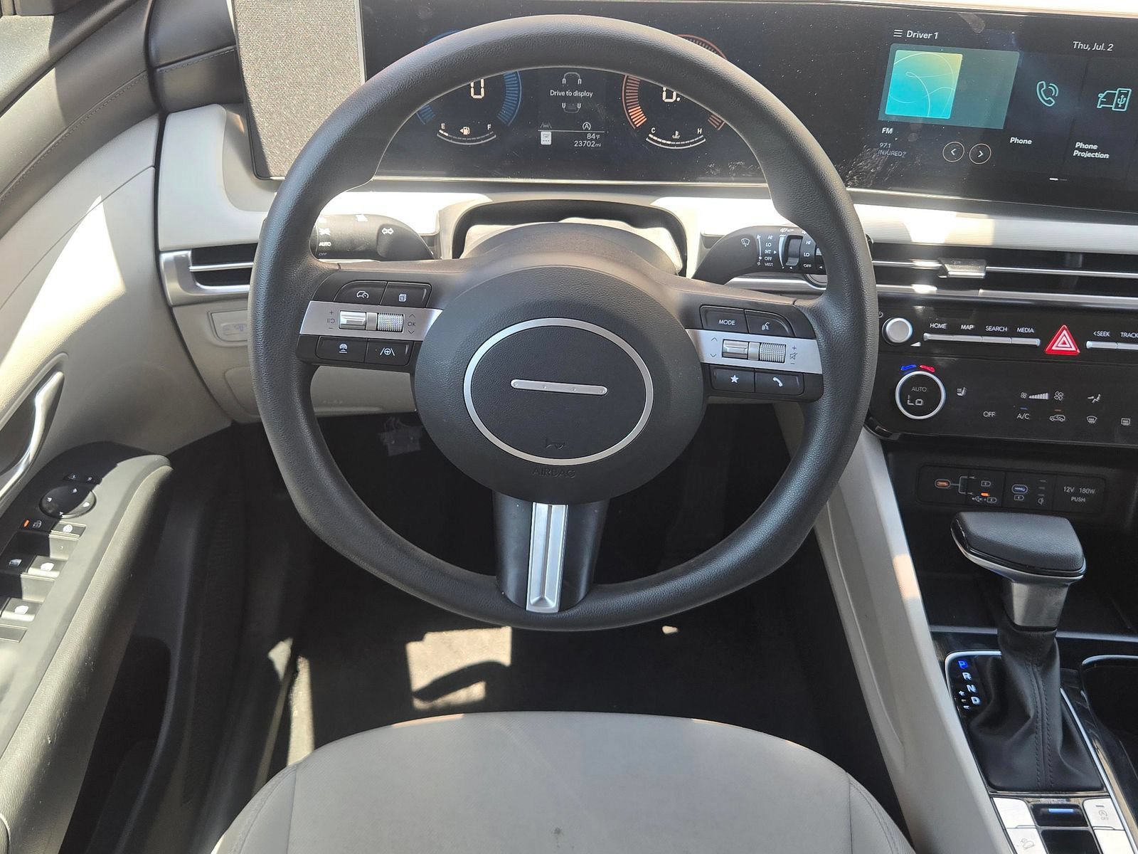 Used 2025 Hyundai Tucson SEL FWD image 8