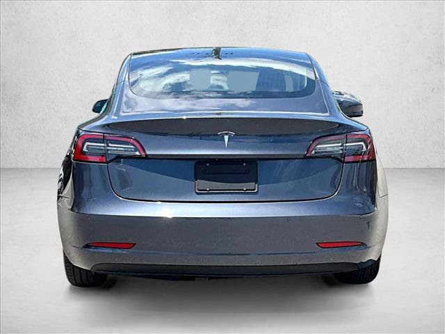 Used 2020 Tesla Model 3 Standard Range Plus image 4