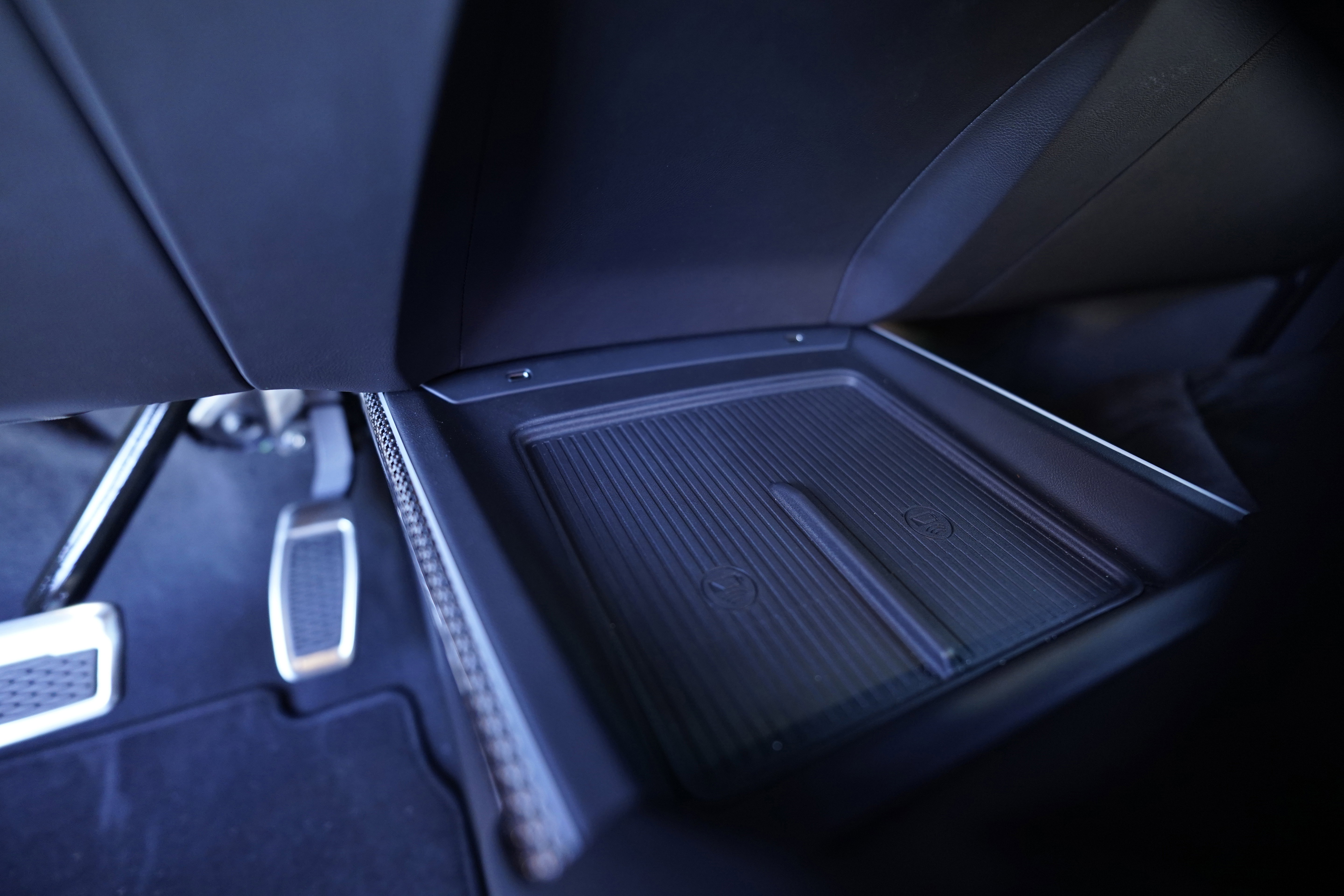 Used 2026 Cadillac Vistiq Sport image 36