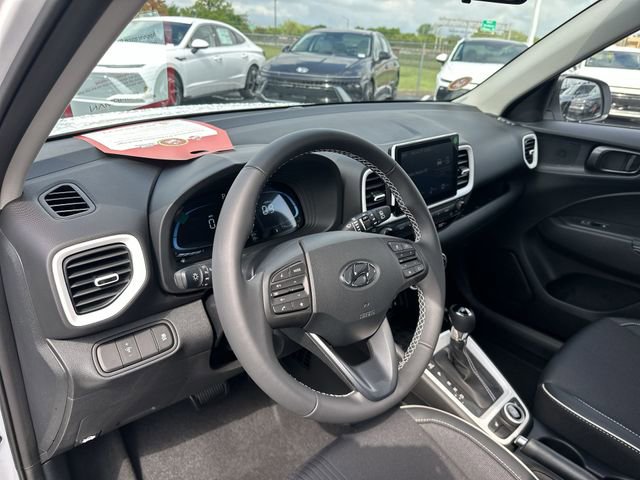 New 2026 Hyundai Venue SEL FWD image 20