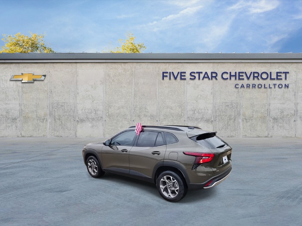 Used 2024 Chevrolet Trax LT FWD image 6
