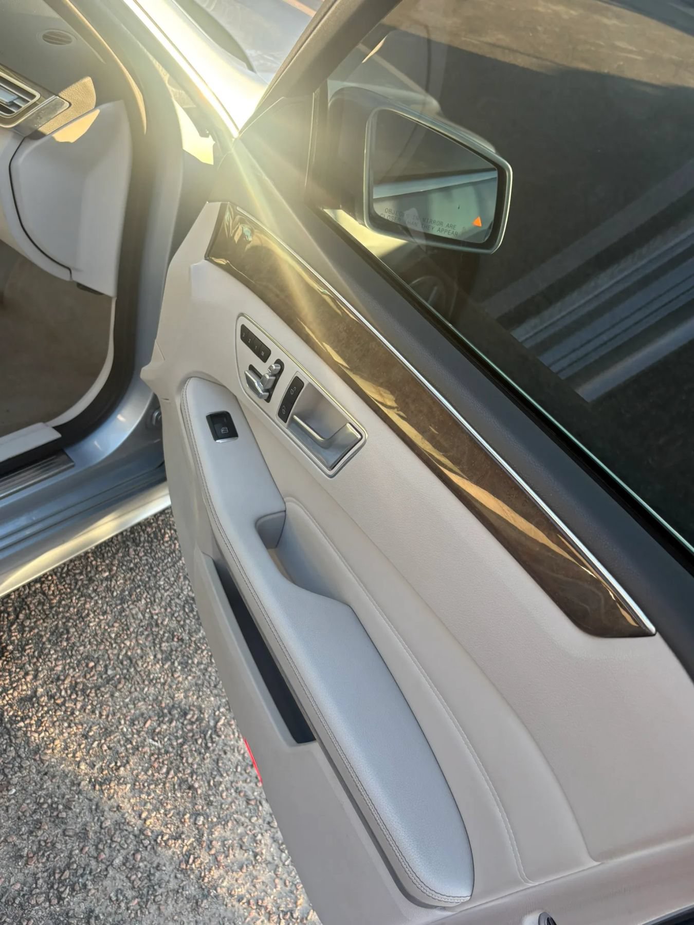 Used 2015 Mercedes-Benz E 350 4MATIC Sedan image 41