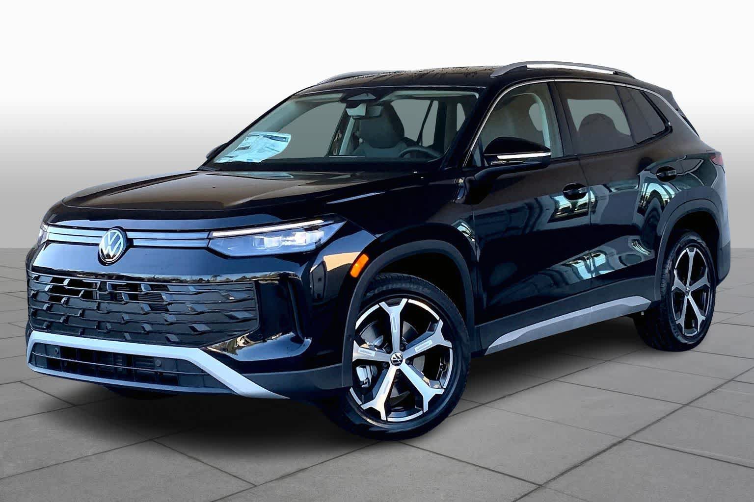 New 2026 Volkswagen Tiguan SE