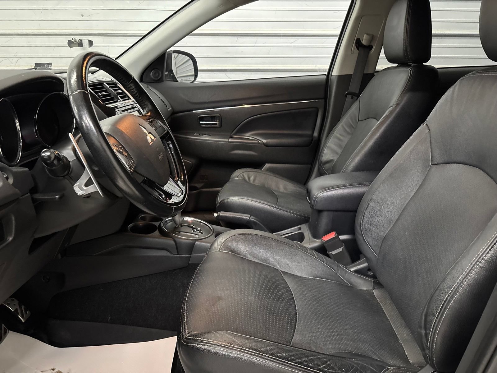 Used 2017 Mitsubishi Outlander Sport SEL AWD/4WD image 12