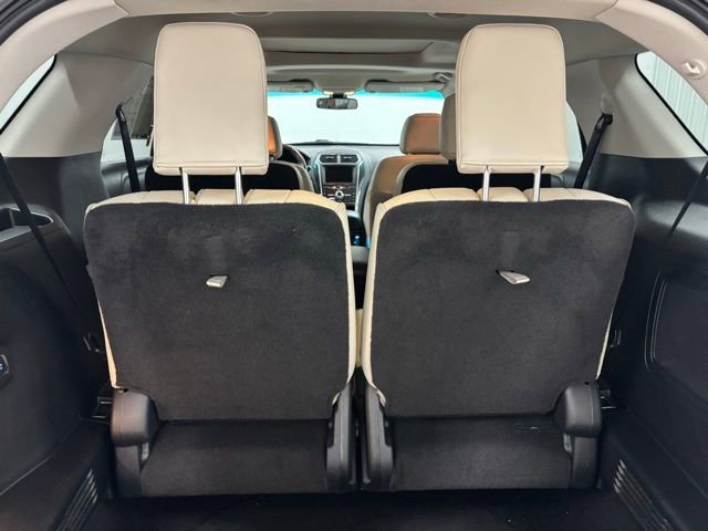 Used 2016 Ford Explorer Platinum image 14