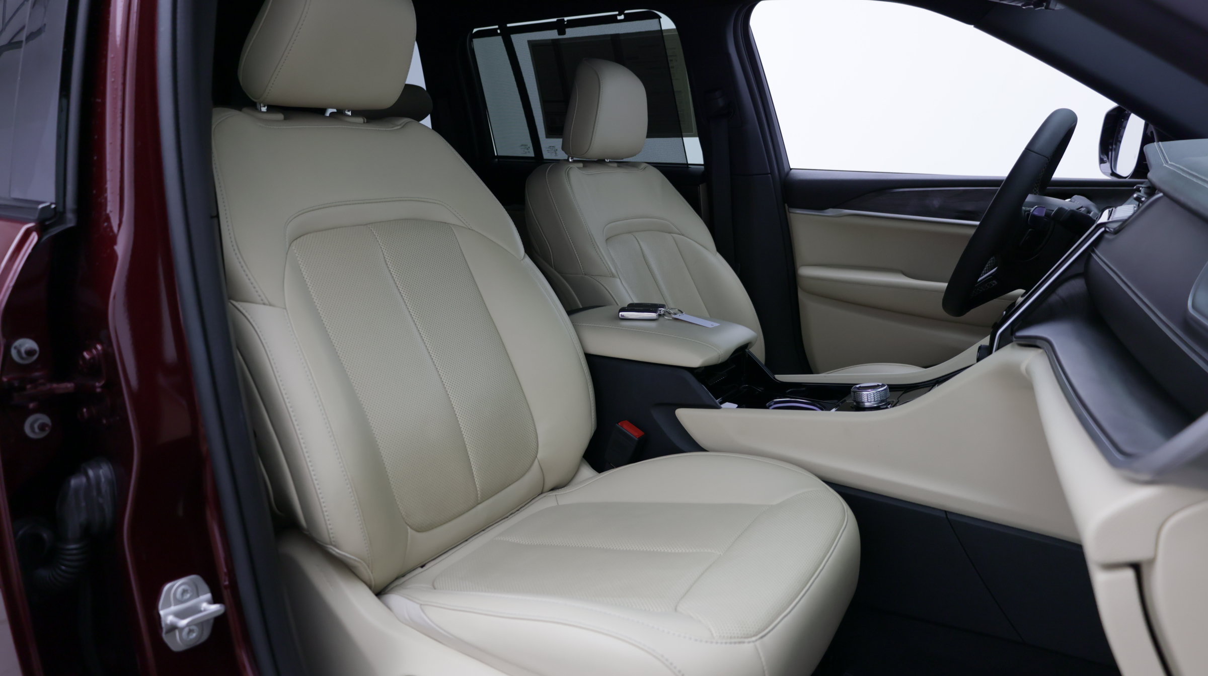 Used 2023 Jeep Grand Cherokee Limited w/ Luxury Tech Group II RWD image 42