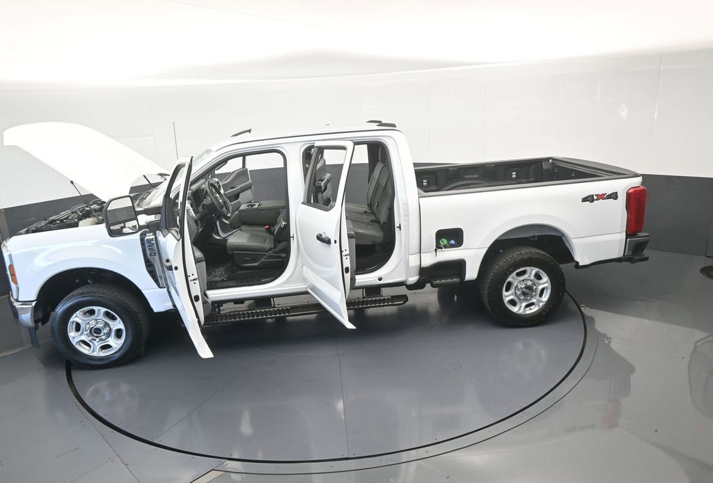 Used 2025 Ford F250 XLT image 69