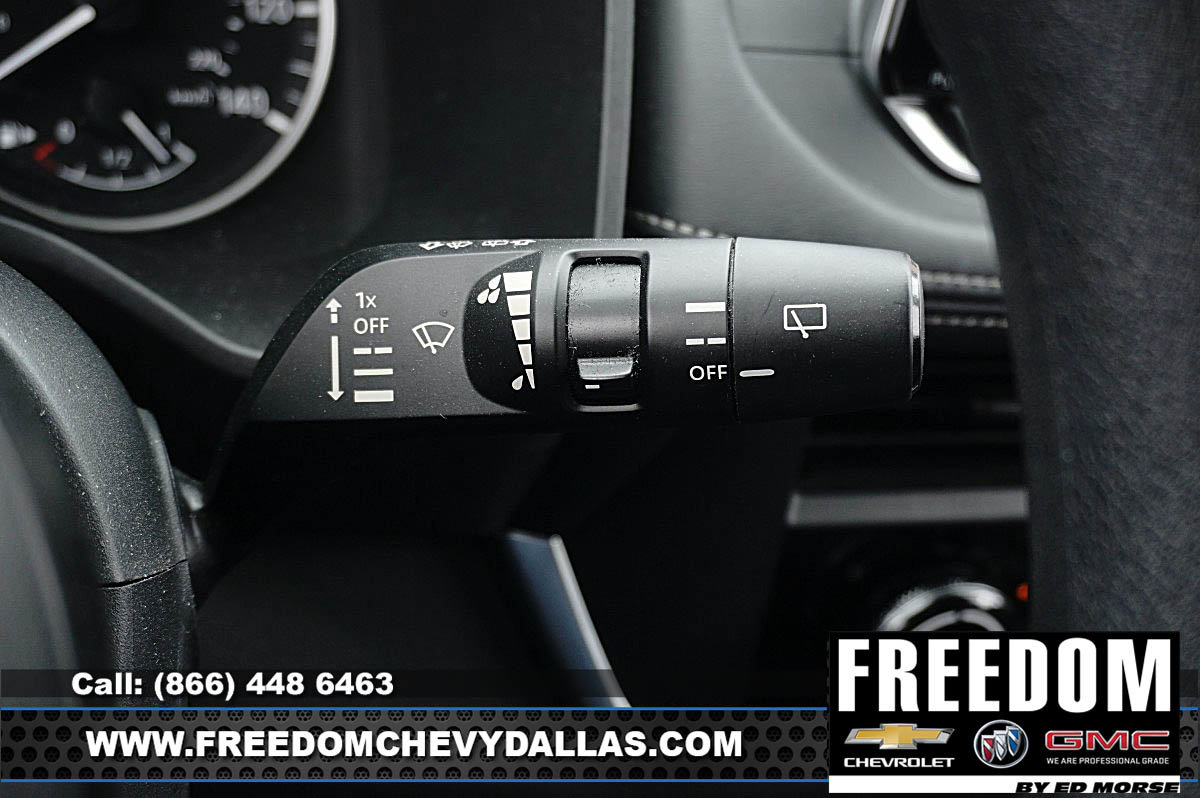 Used 2024 Nissan Rogue S FWD image 28